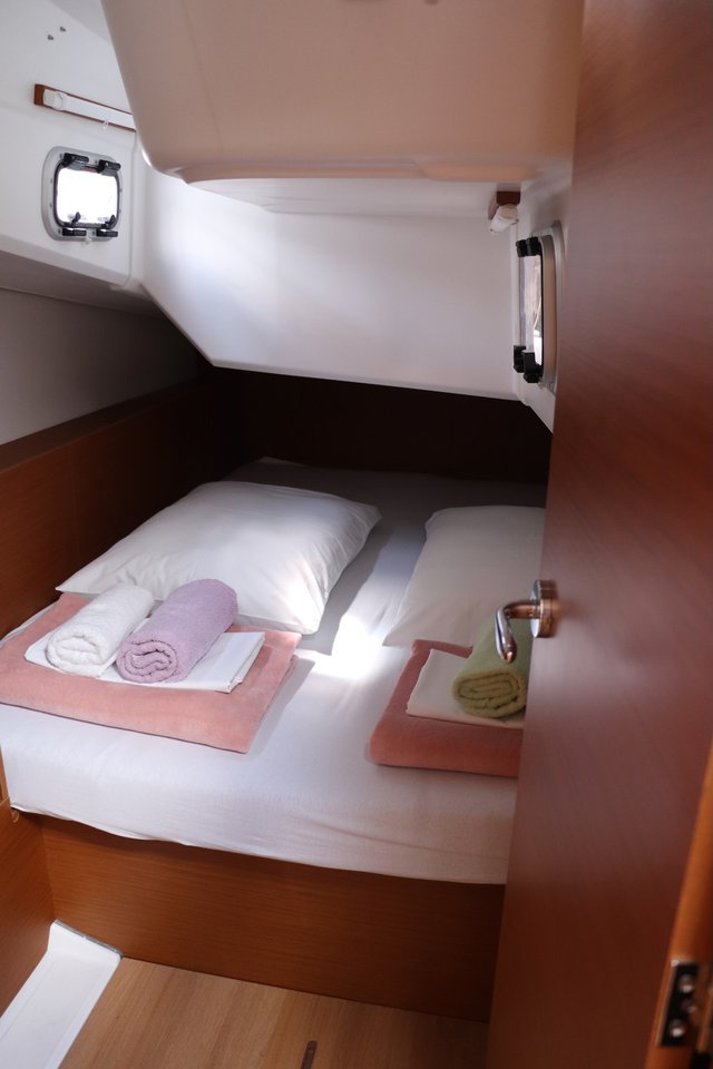 Sun Odyssey 380 - 3 cab. — photo 12