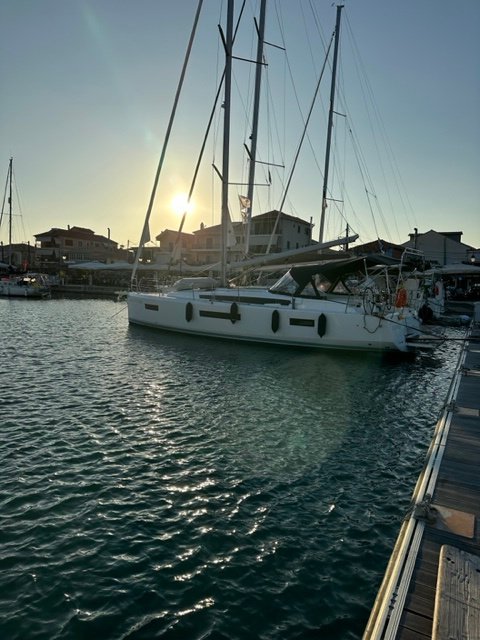 Sun Odyssey 440 - 4 cab. — photo 3
