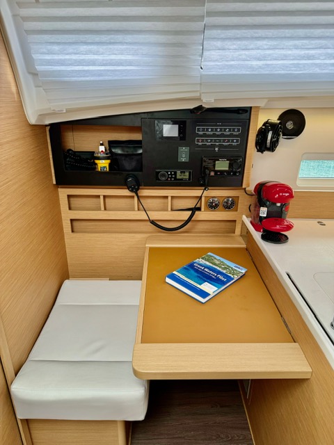 Sun Odyssey 410 - 3 cab. — photo 12