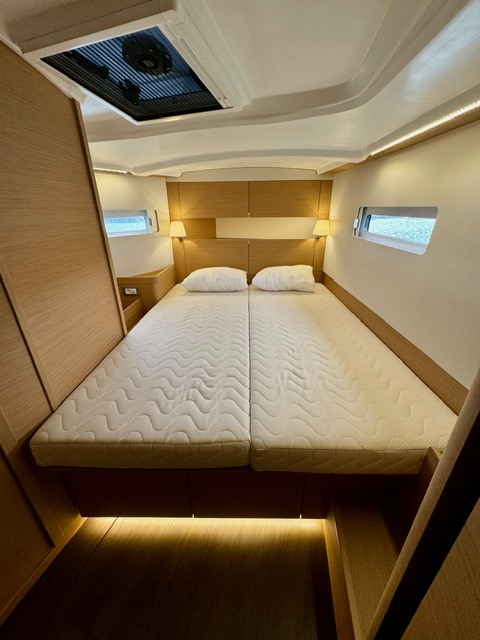Sun Odyssey 410 - 3 cab. — photo 13