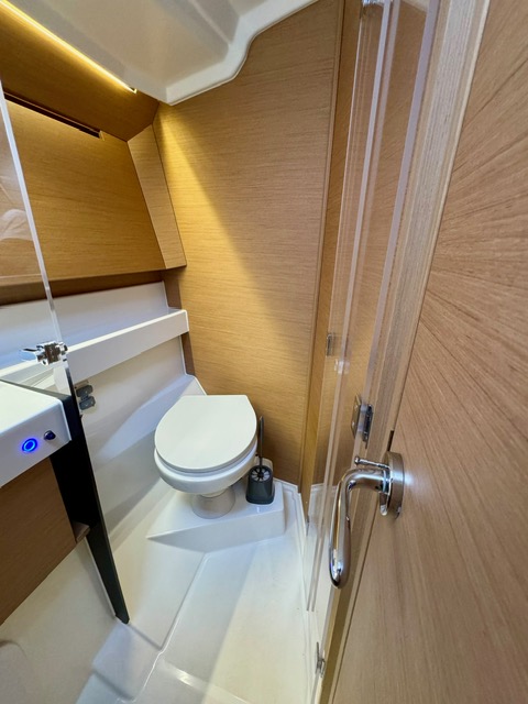 Sun Odyssey 410 - 3 cab. — photo 17