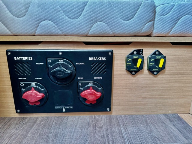 Sun Odyssey 410 - 3 cab. — photo 21