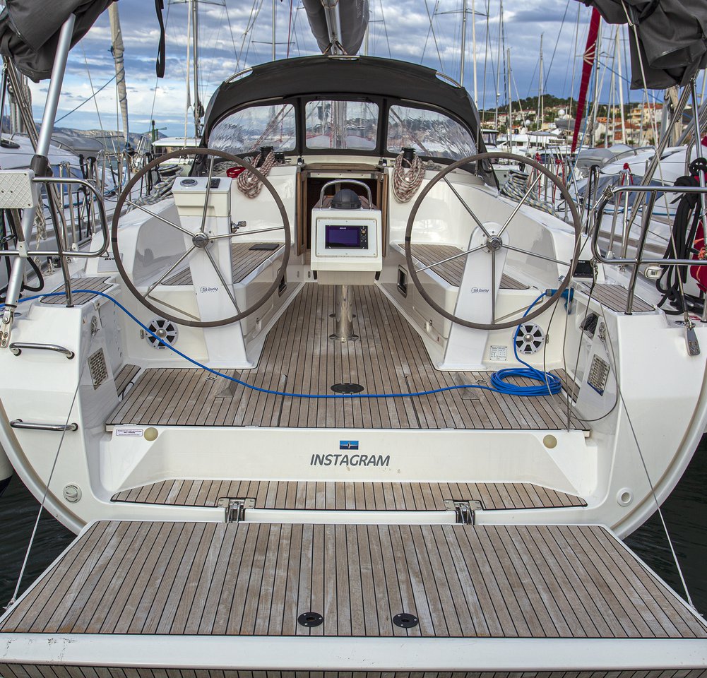 Bavaria Cruiser 41 - 3 cab. — photo 1