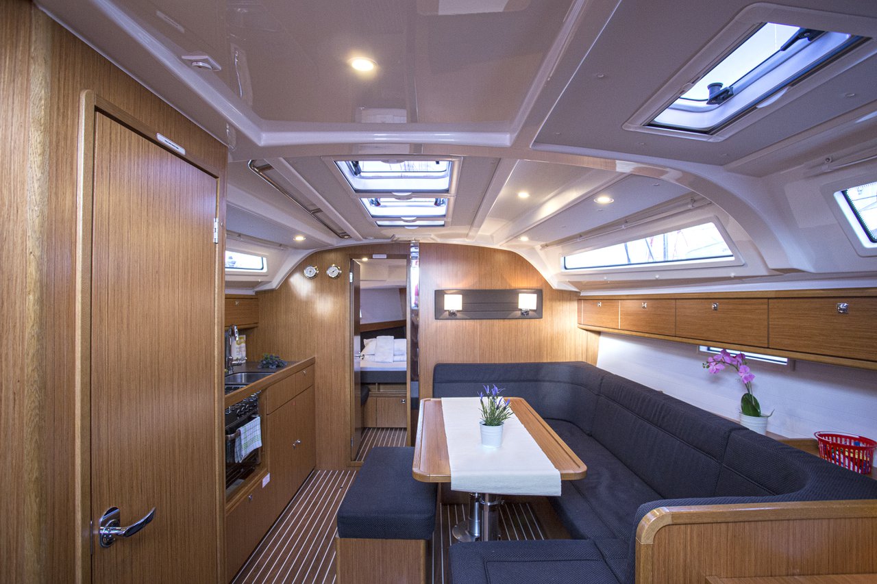 Bavaria Cruiser 41 - 3 cab. — photo 6