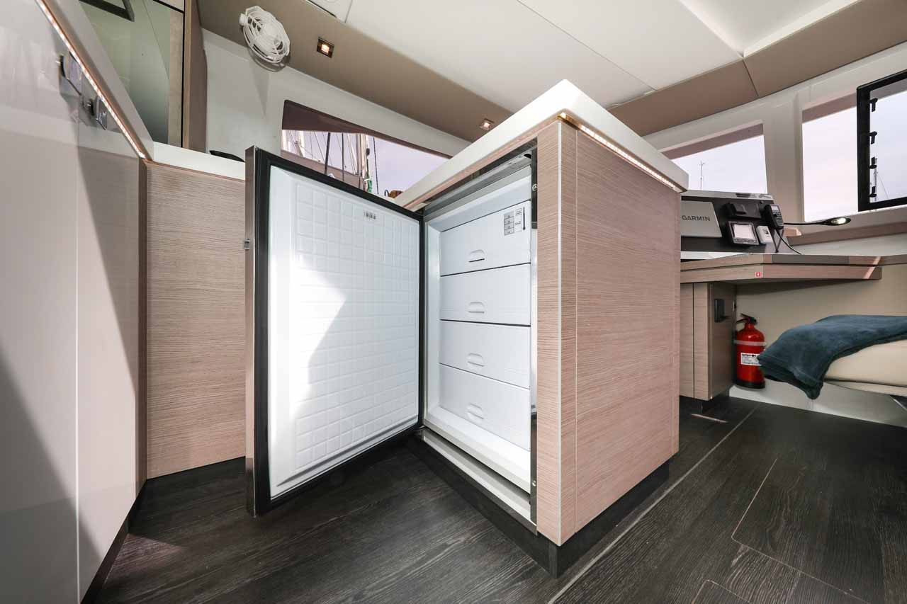 Fountaine Pajot Astrea 42 - 4 + 1 cab. — photo 15