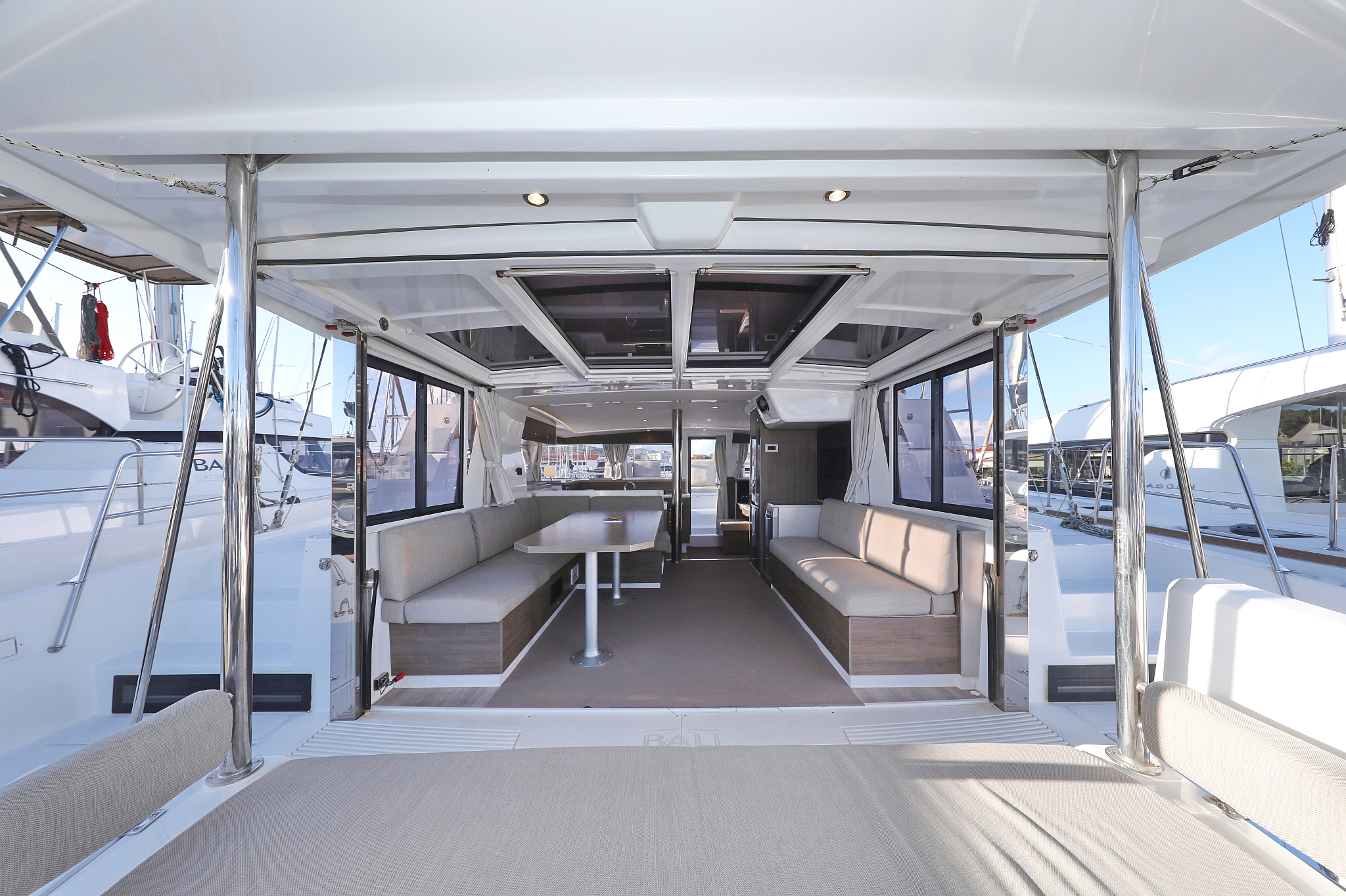 Bali 4.2 - 4 + 1 cab. — photo 38