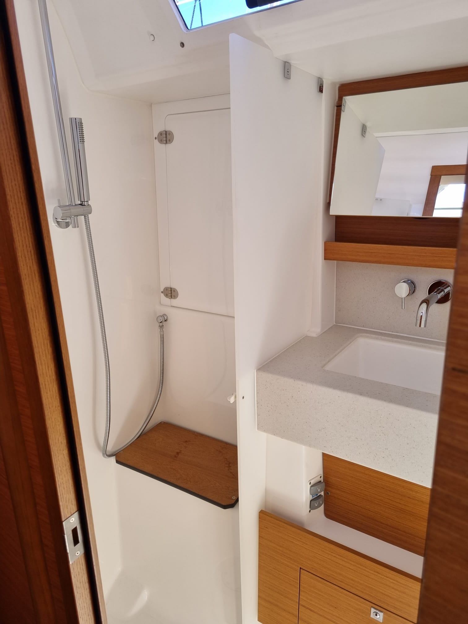 Dufour 470 - 4 cab. — photo 9