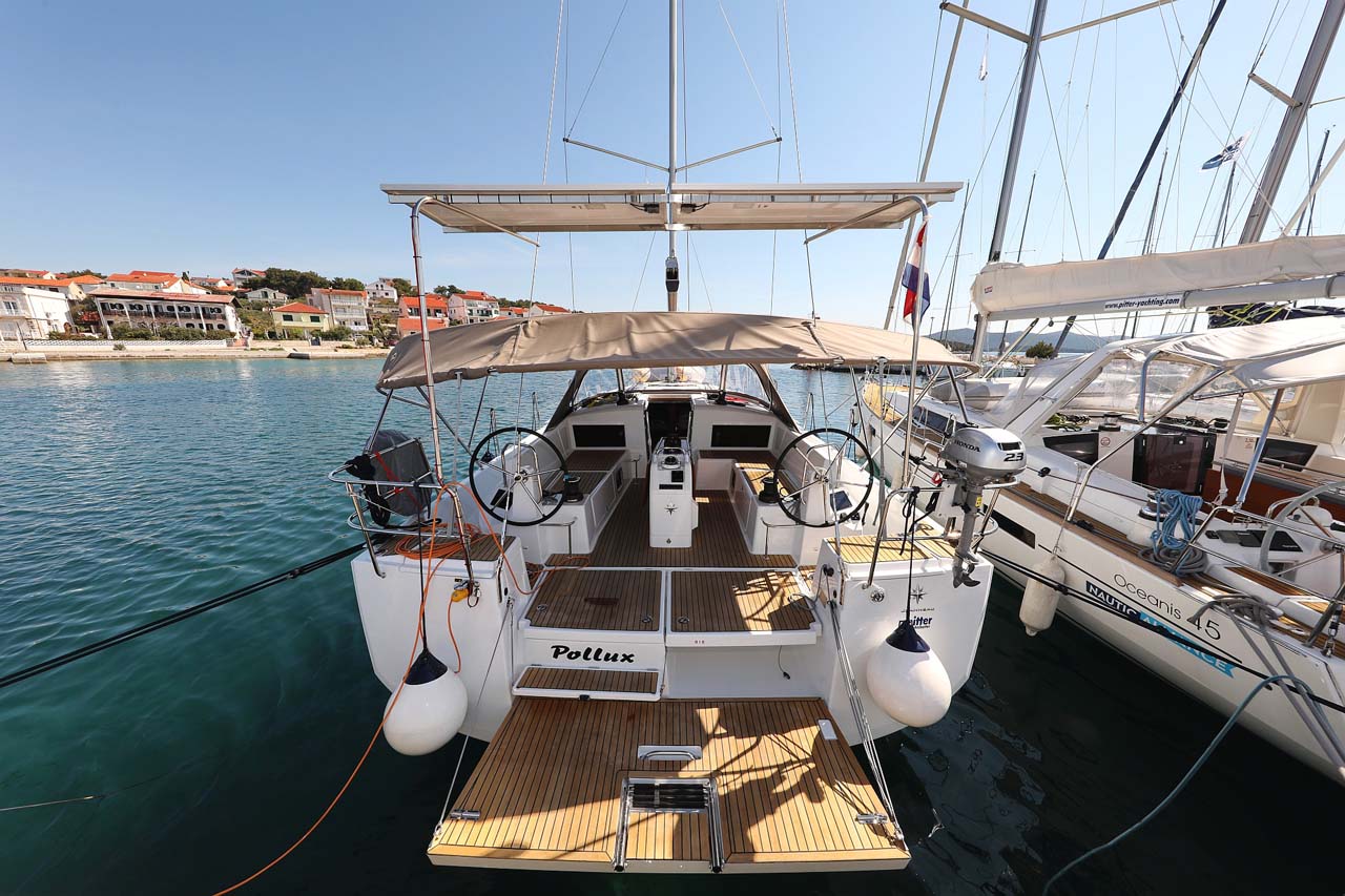 Sun Odyssey 490 - 5 cab. — photo 1