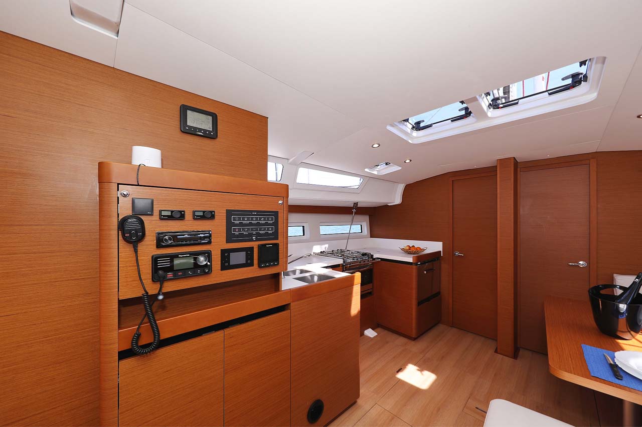 Sun Odyssey 490 - 5 cab. — photo 22