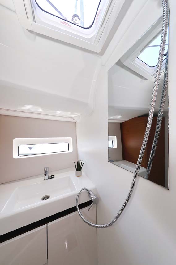 Sun Odyssey 490 - 5 cab. — photo 14