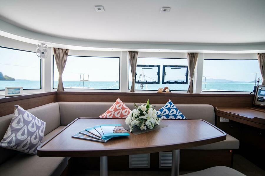 Lagoon 42 - 4 + 1 cab. — photo 15