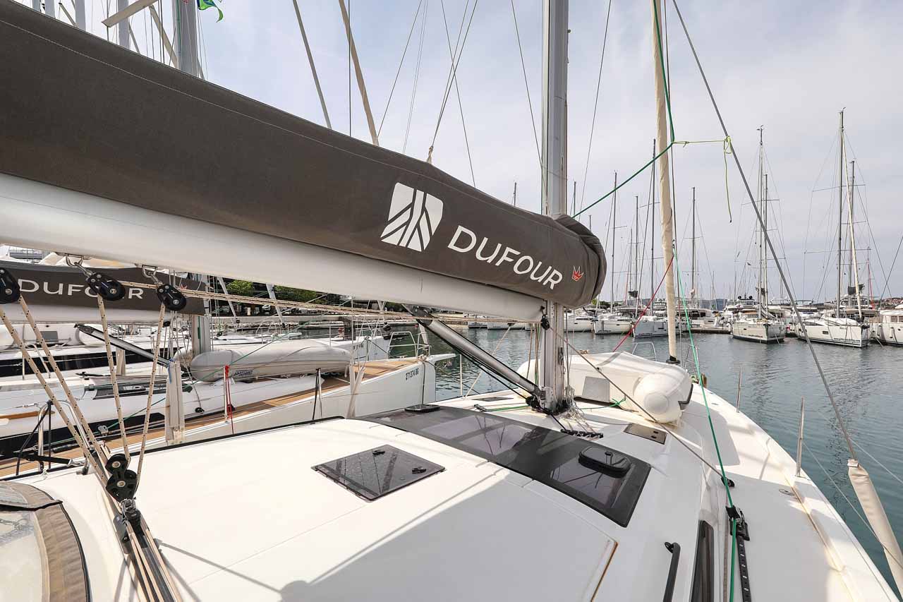 Dufour 470 - 3 cab. — photo 25