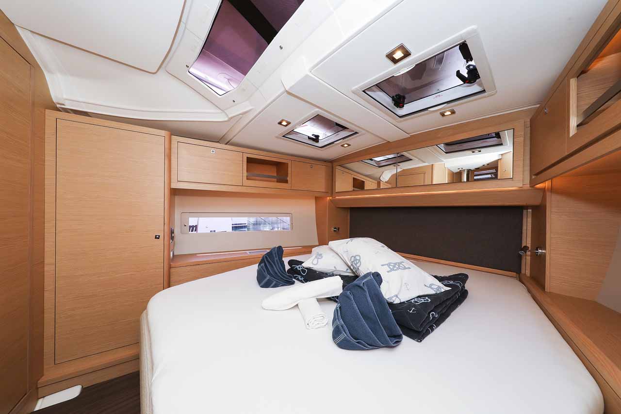 Dufour 470 - 3 cab. — photo 15