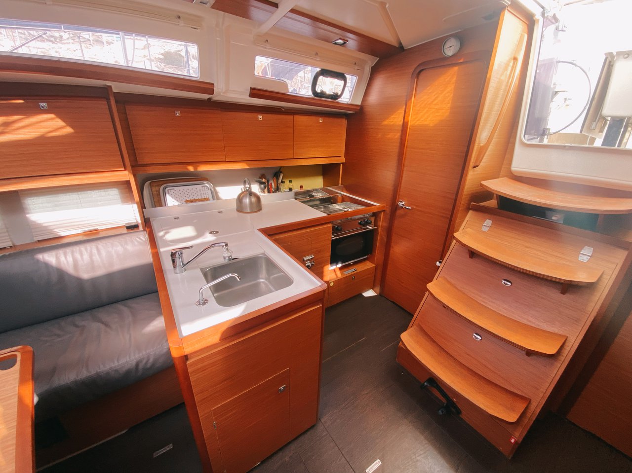 Dufour 390 GL — photo 5