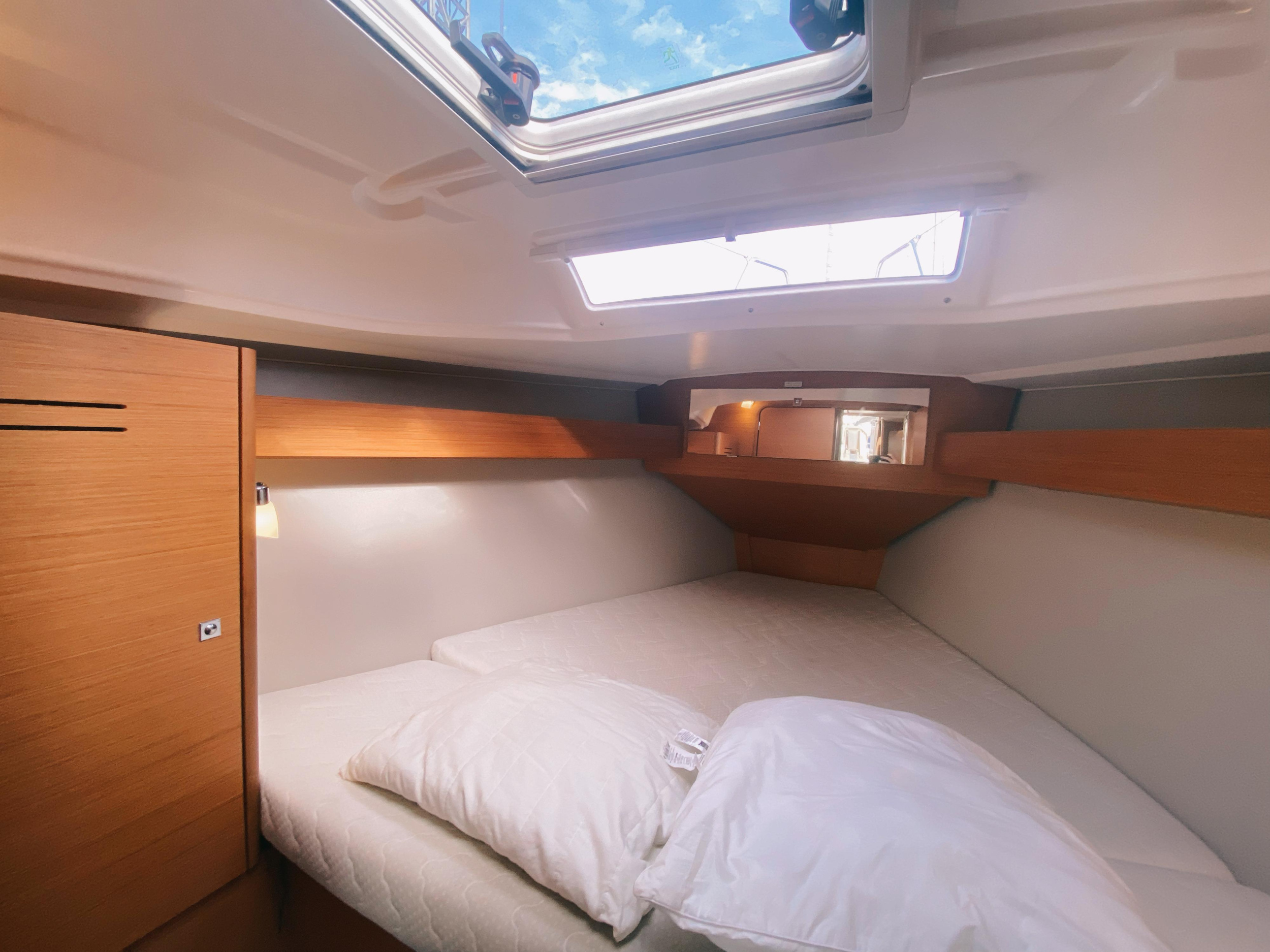 Dufour 360 GL - 3 cab. — photo 3