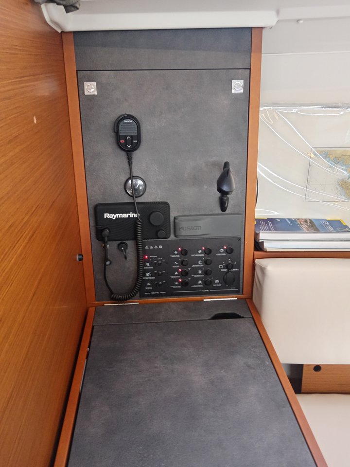 Sun Odyssey 349 - 3 cab. — photo 7