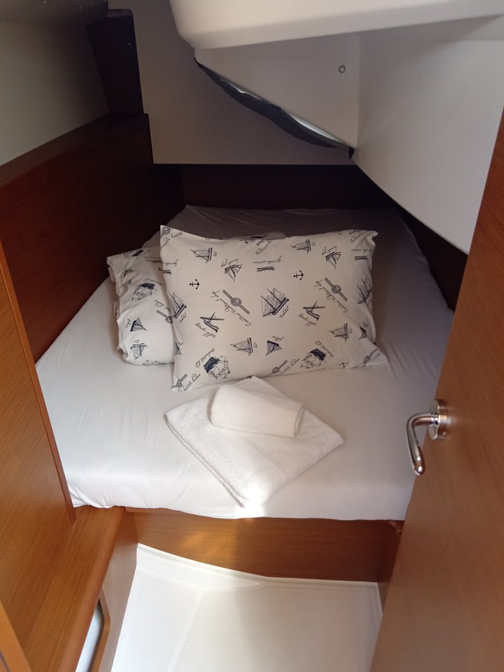 Sun Odyssey 349 - 3 cab. — photo 10
