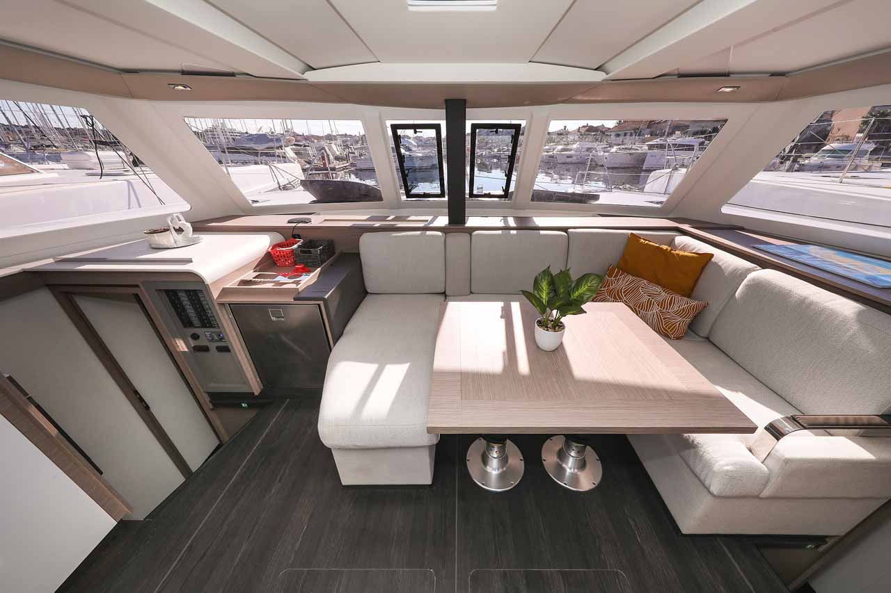 Fountaine Pajot Isla 40 - 4 + 1 cab. — photo 11