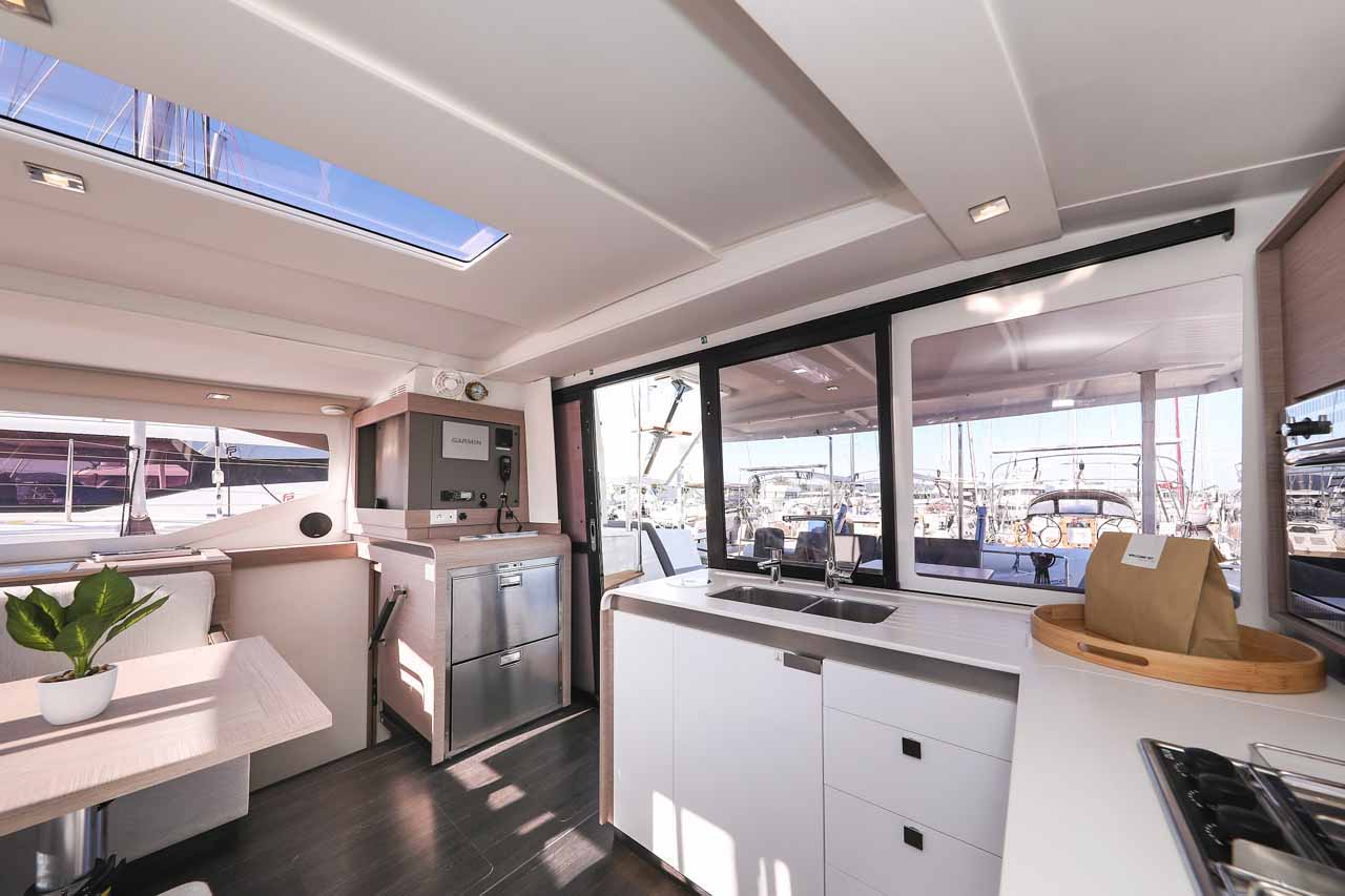 Fountaine Pajot Isla 40 - 4 + 1 cab. — photo 14