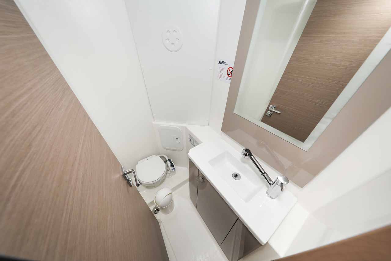 Fountaine Pajot Isla 40 - 4 + 1 cab. — photo 21