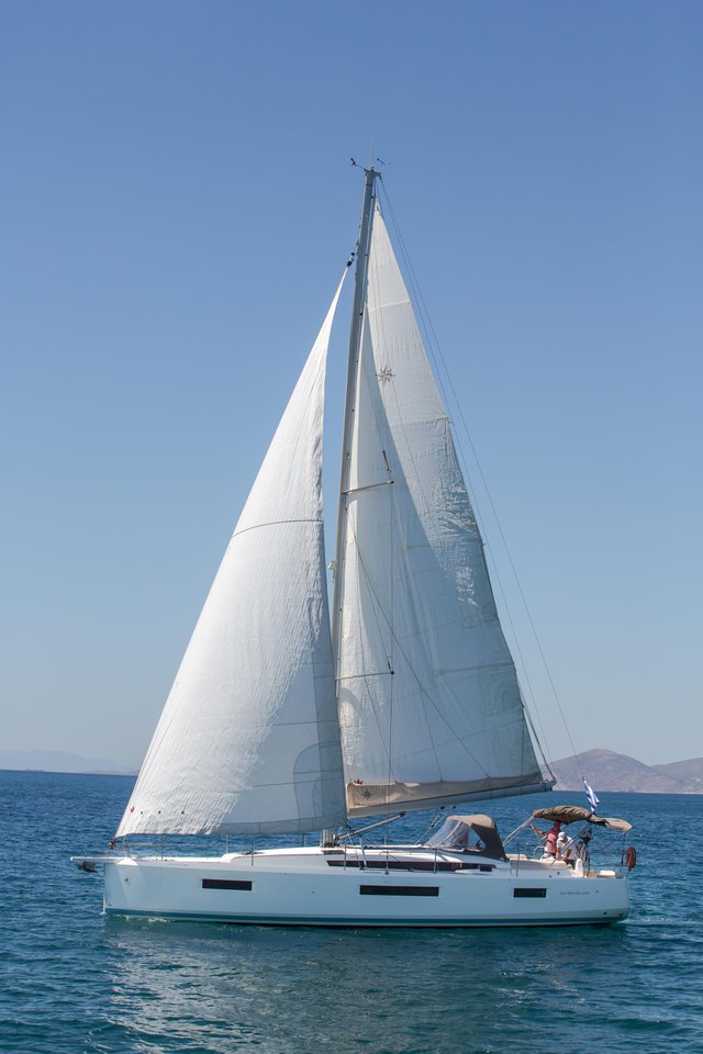 Sun Odyssey 440 - 4 cab. — photo 4