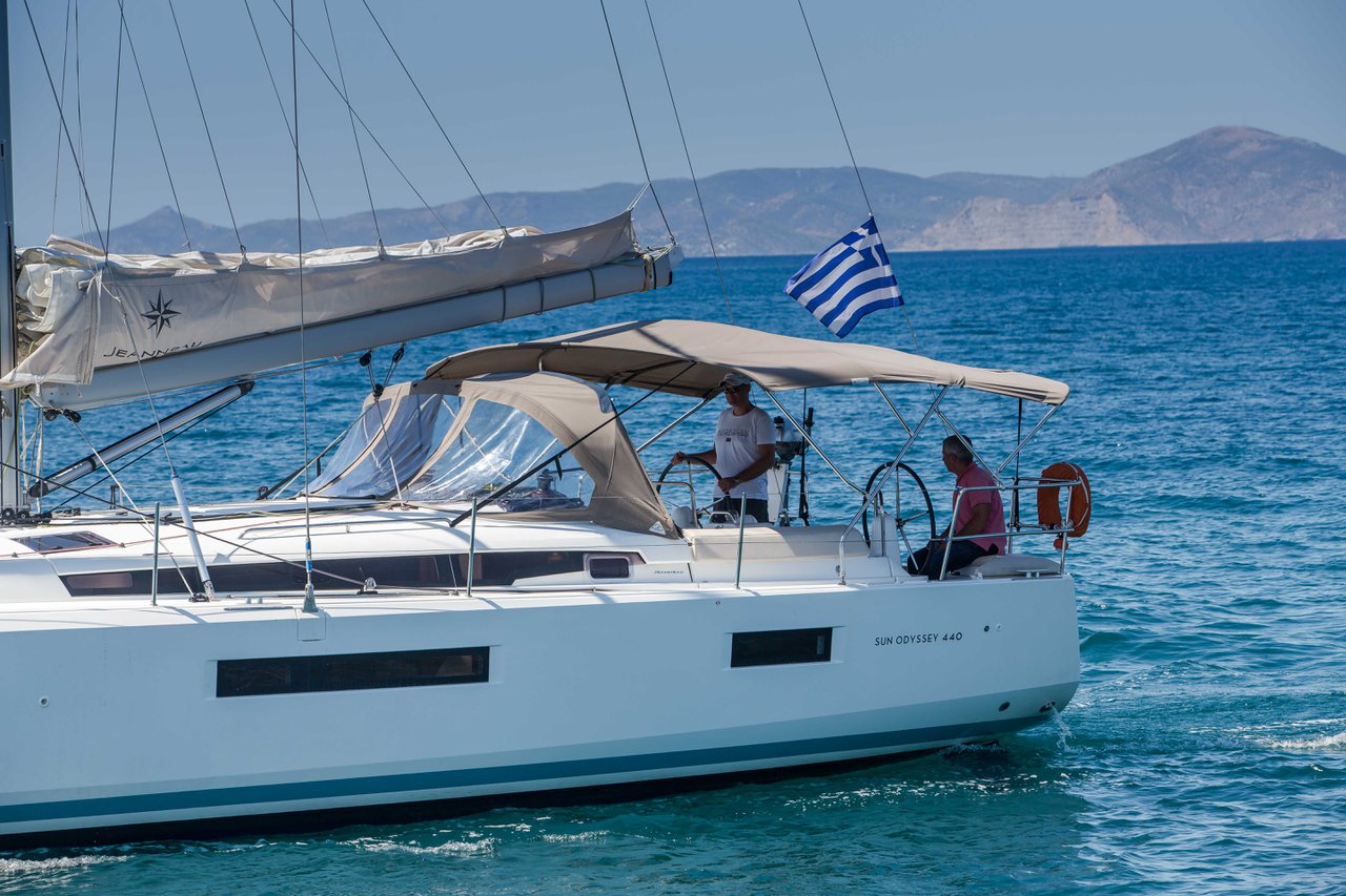 Sun Odyssey 440 - 4 cab. — photo 5