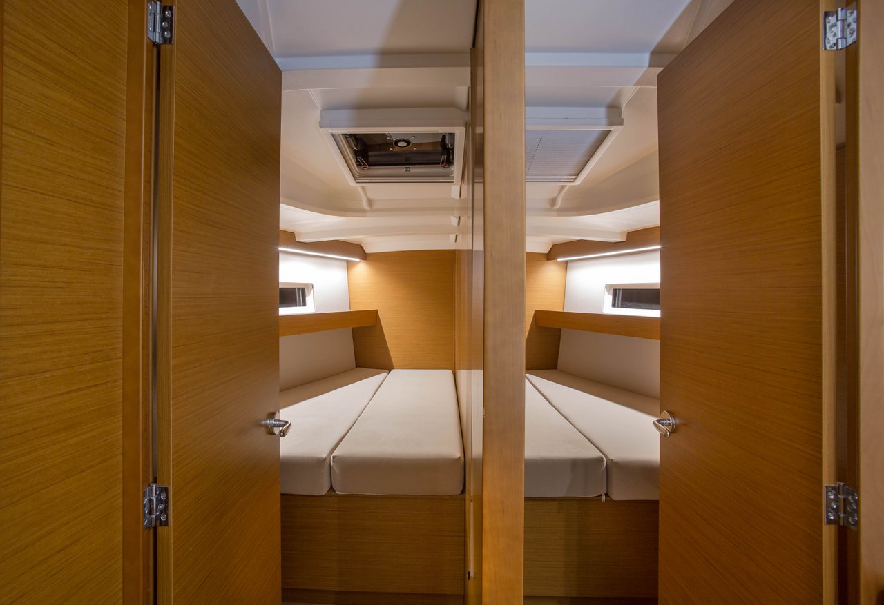 Sun Odyssey 440 - 4 cab. — photo 18
