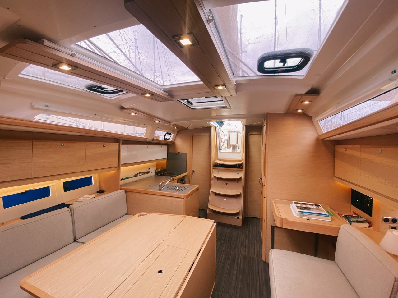 Dufour 390 GL — photo 5