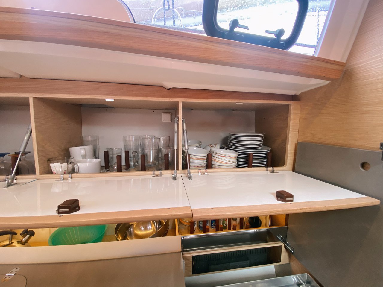 Dufour 390 GL — photo 8