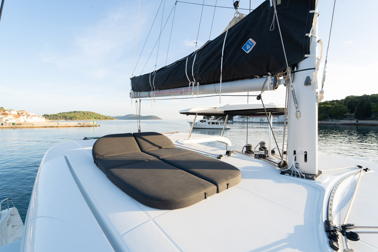 Lagoon 42 OW — photo 9