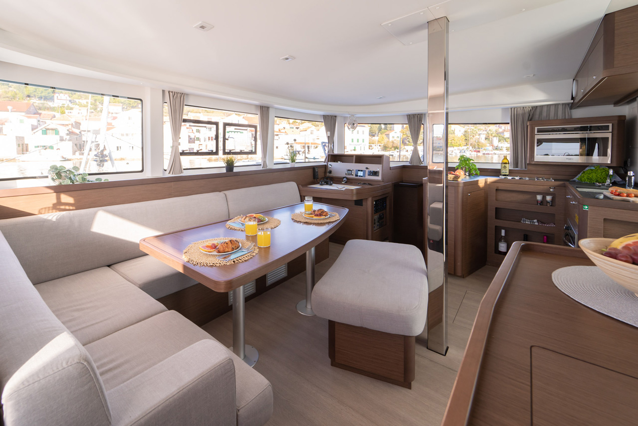 Lagoon 42 OW — photo 12