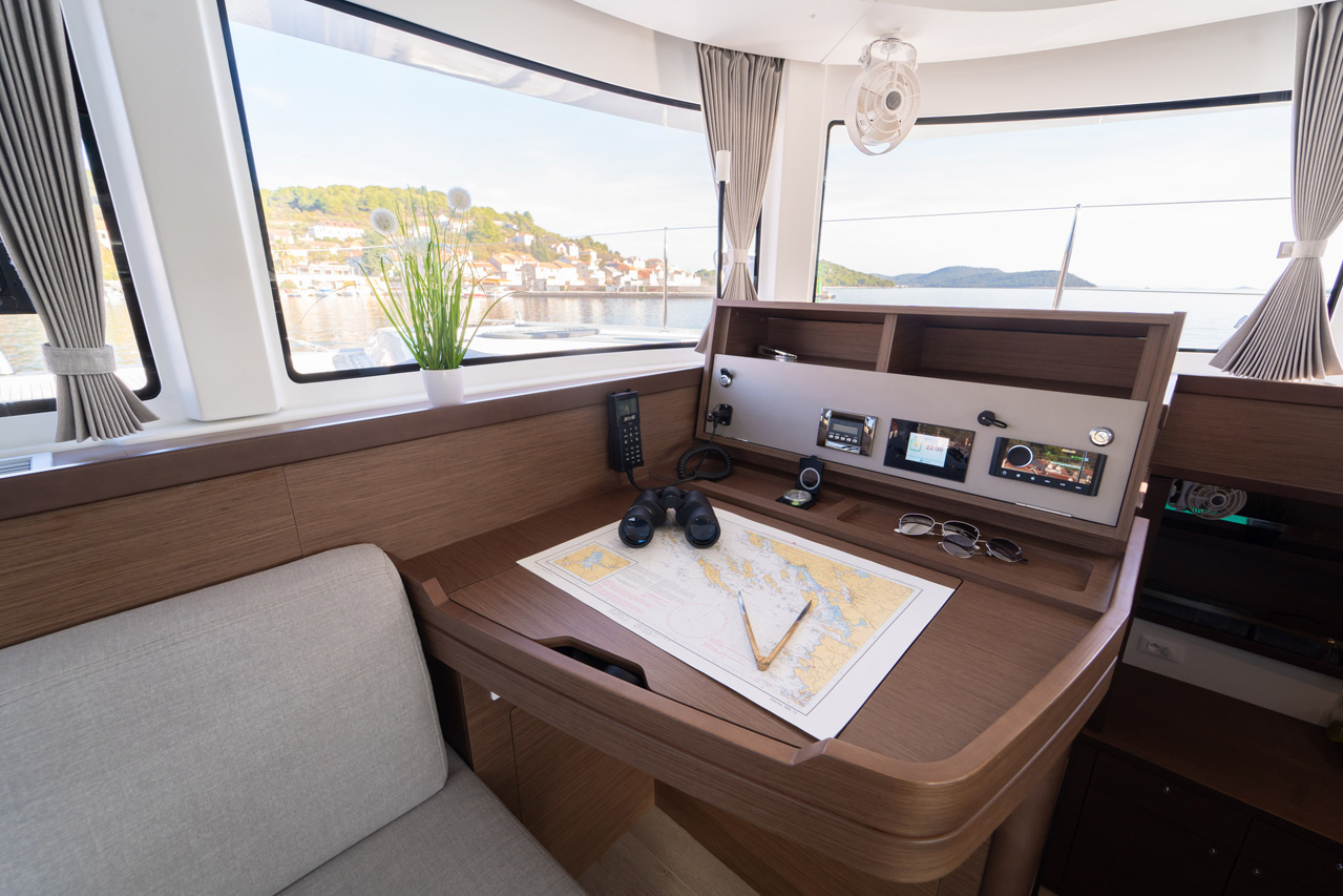 Lagoon 42 OW — photo 16