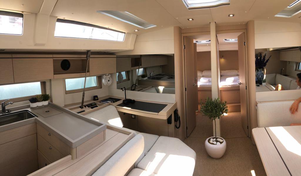 Oceanis 51.1 — photo 9