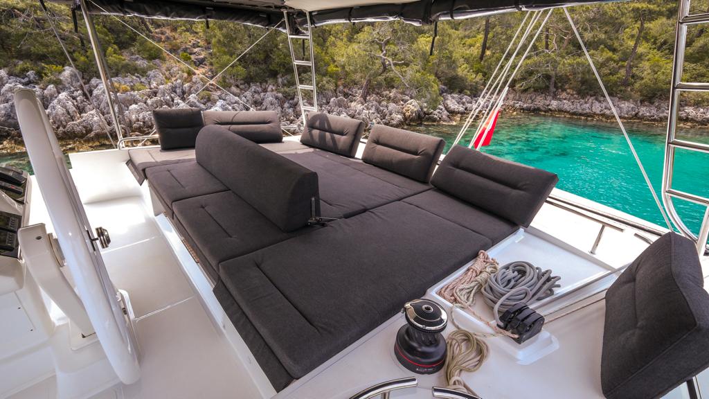 Lagoon 52 F - 4 + 1 cab. — photo 8