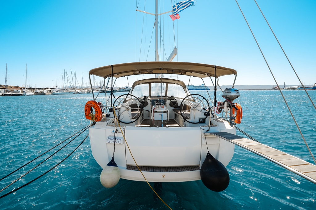 Sun Odyssey 519 - 5 cab. — photo 1
