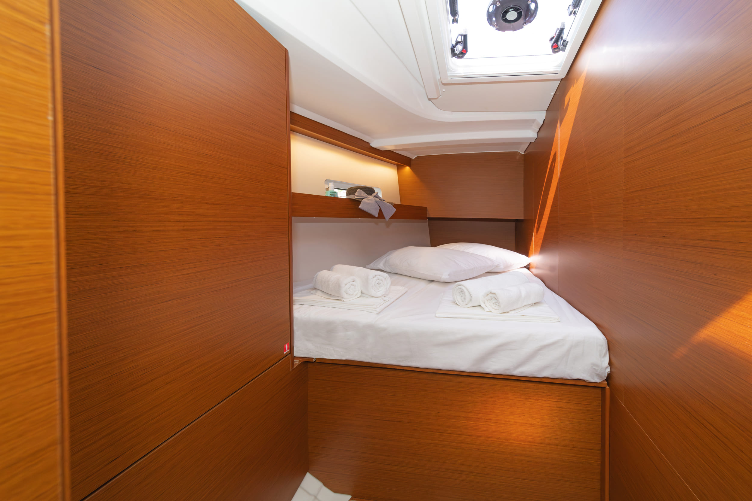 Sun Odyssey 490 - 5 + 1 cab. — photo 18