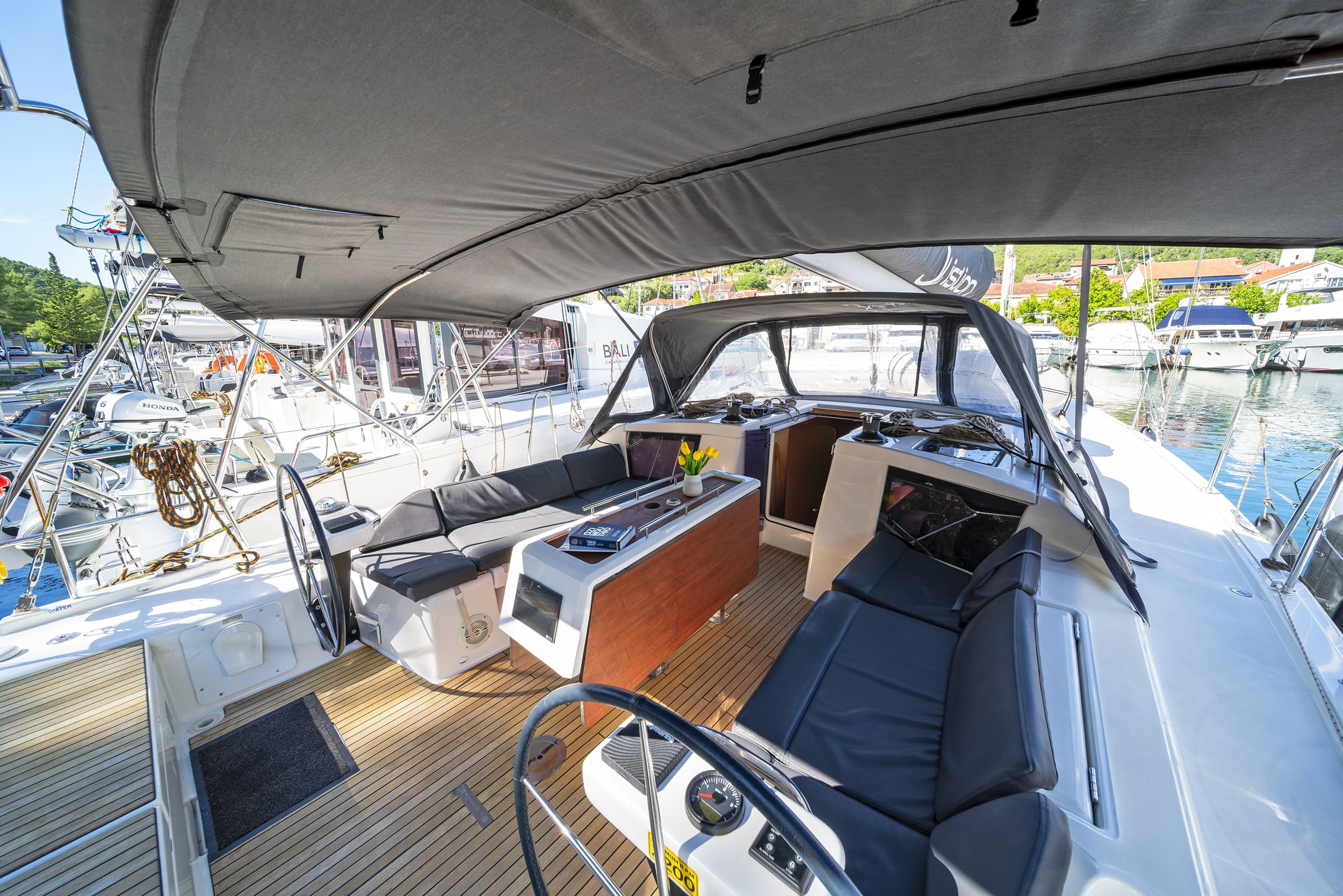 Dufour 430 — photo 7