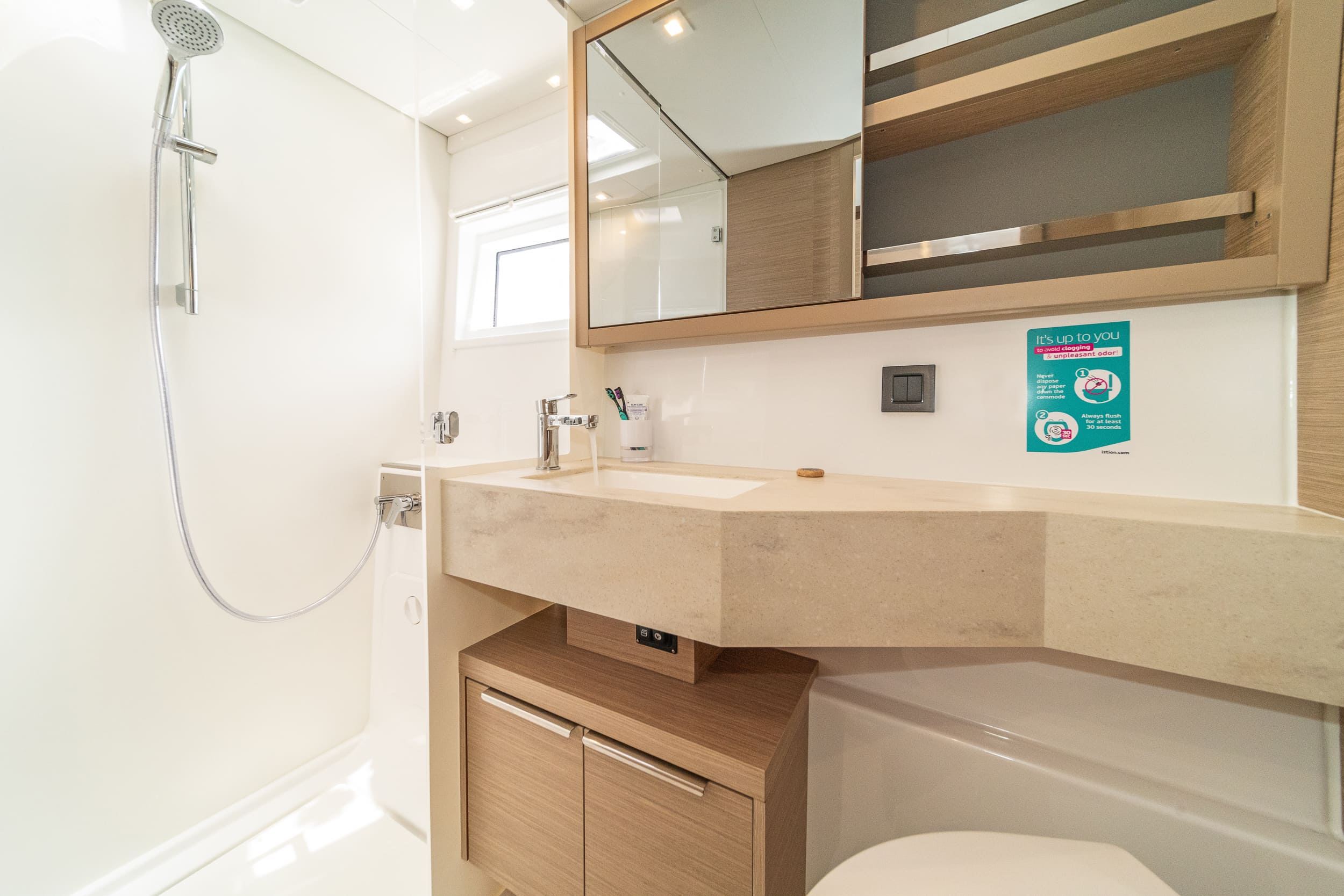 Lagoon 46 - 4 + 2 cab. — photo 13