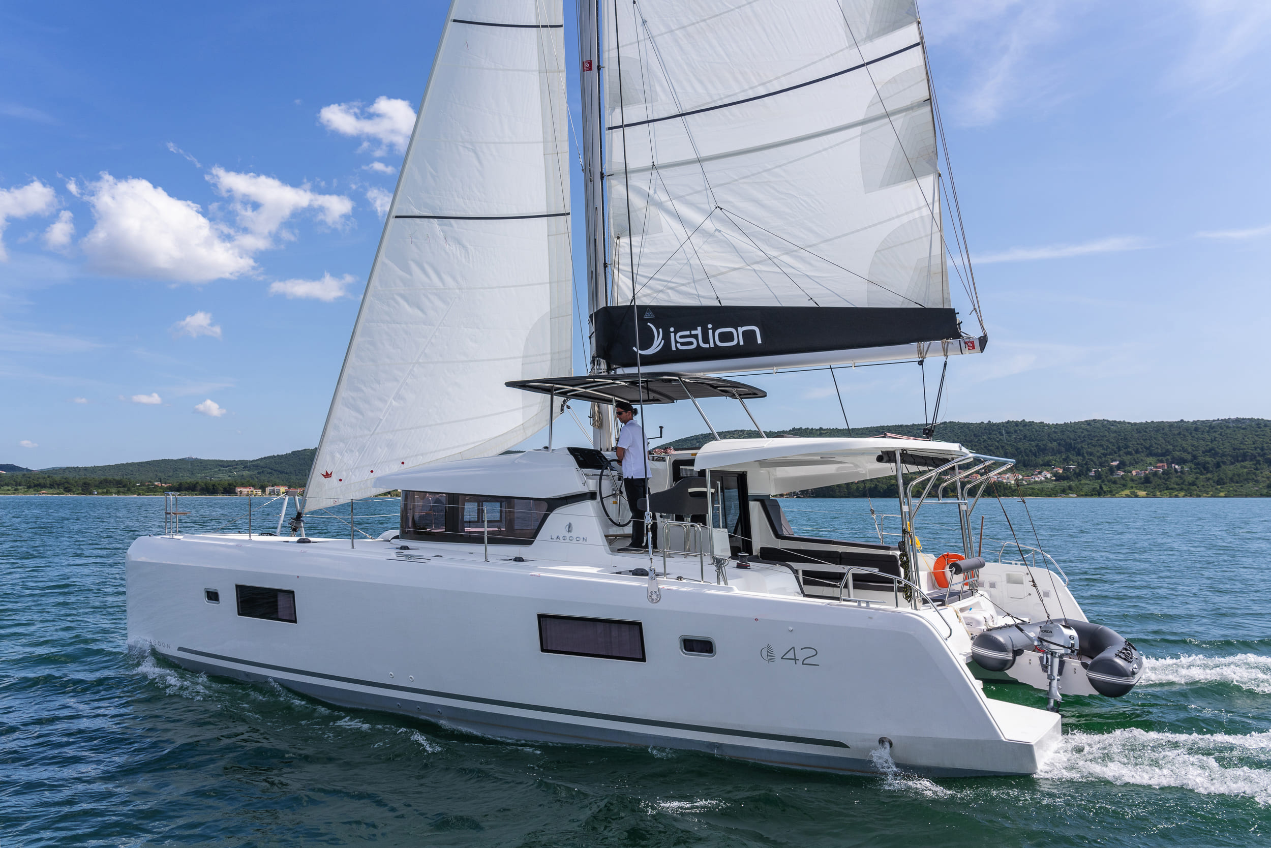 Lagoon 42 - 4 + 2 cab. — photo 5
