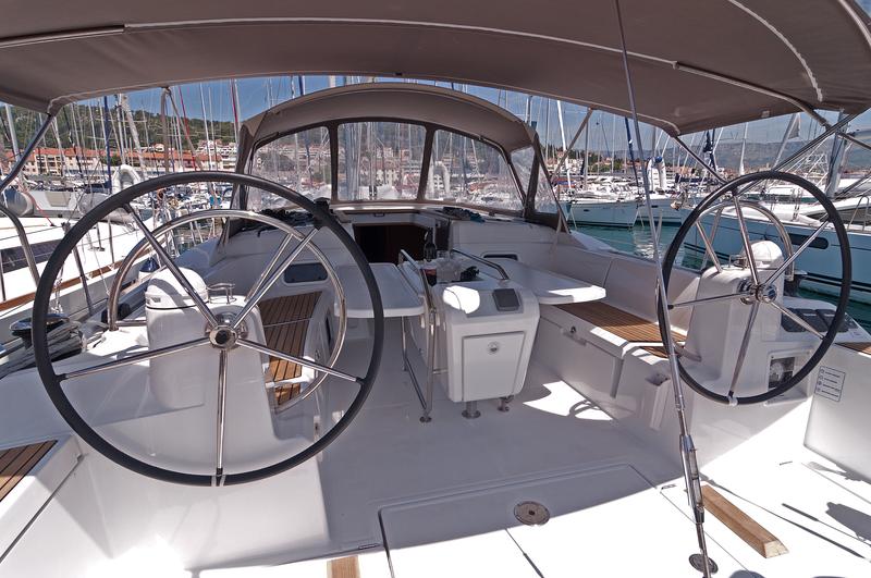 Sun Odyssey 469 — photo 4