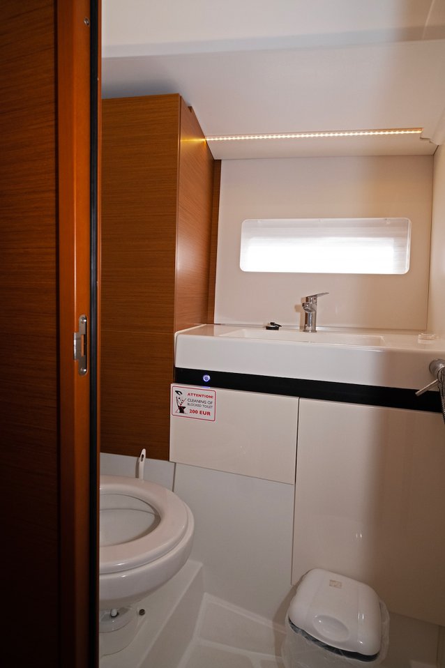 Sun Odyssey 490 - 4 + 1 cab. — photo 12