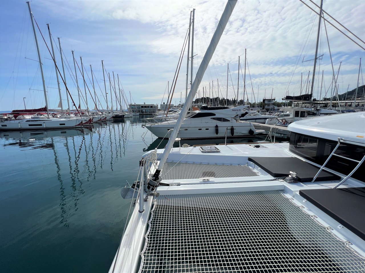 Lagoon 40 - 4 + 2 cab — photo 19