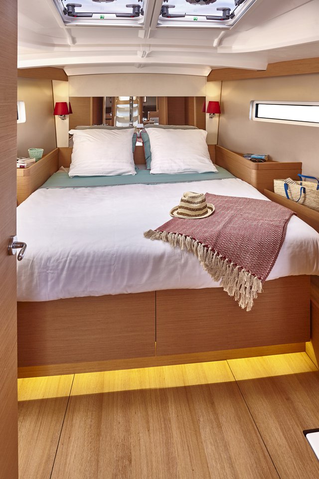 Sun Odyssey 440 - 4 cab. — photo 9