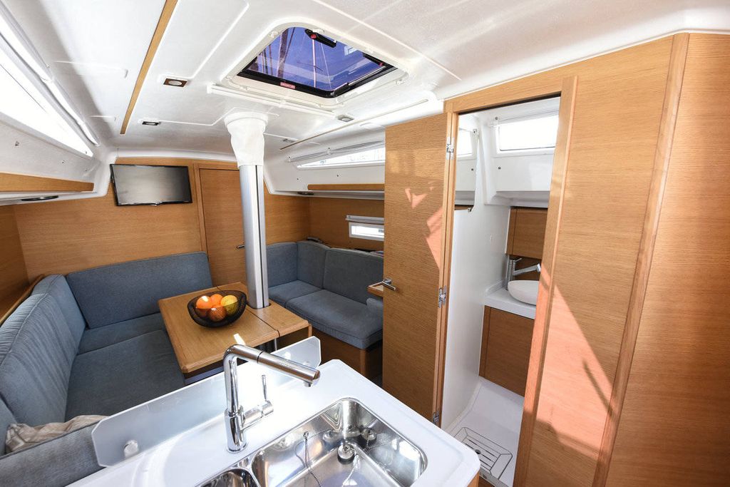 Elan E4 — photo 15