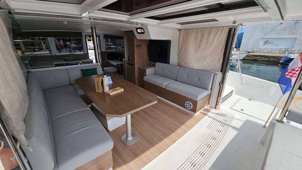 Bali 4.2 - 4 + 1 cab. — photo 15