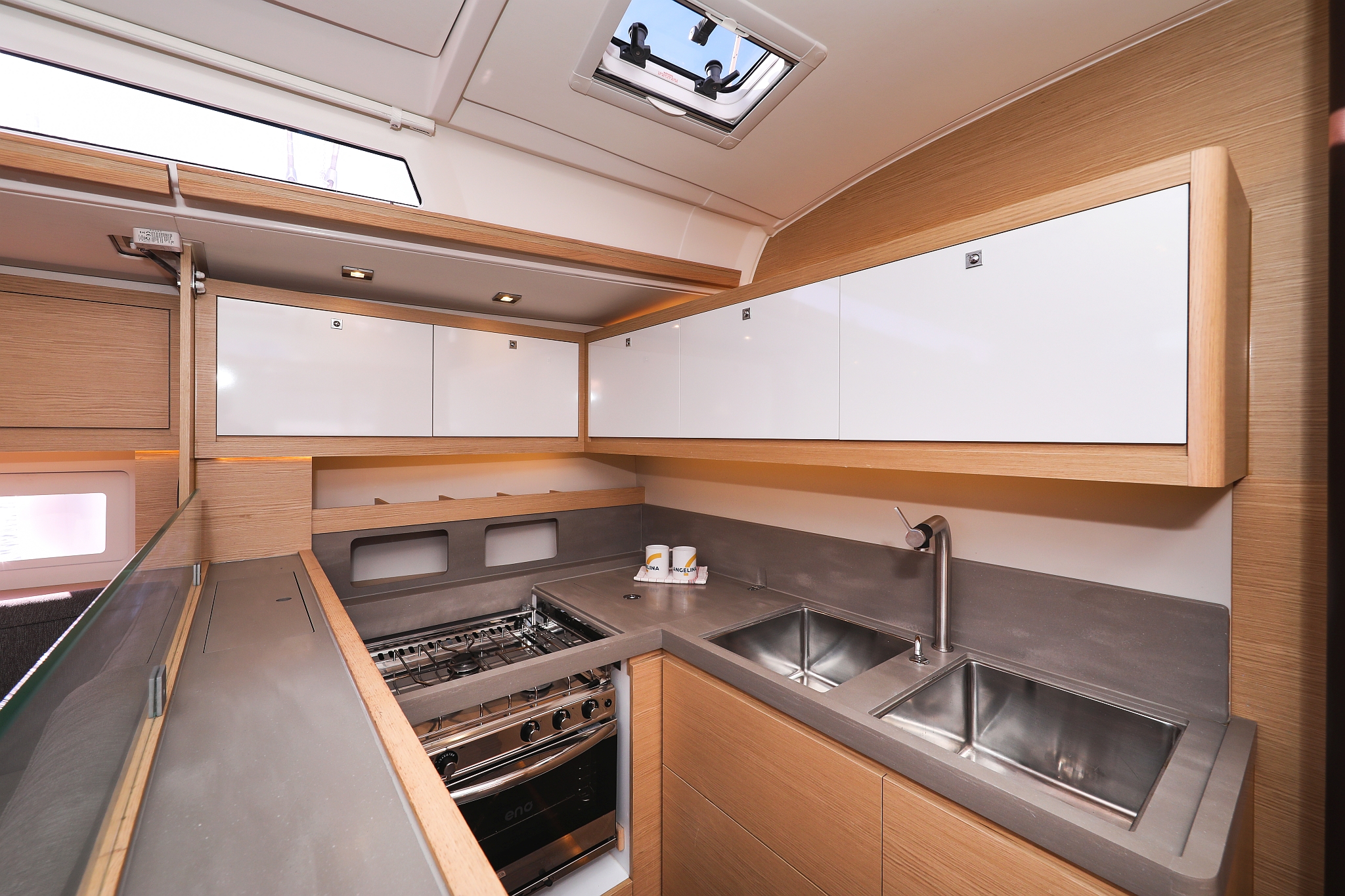 Dufour 530 - 6 cab. — photo 17