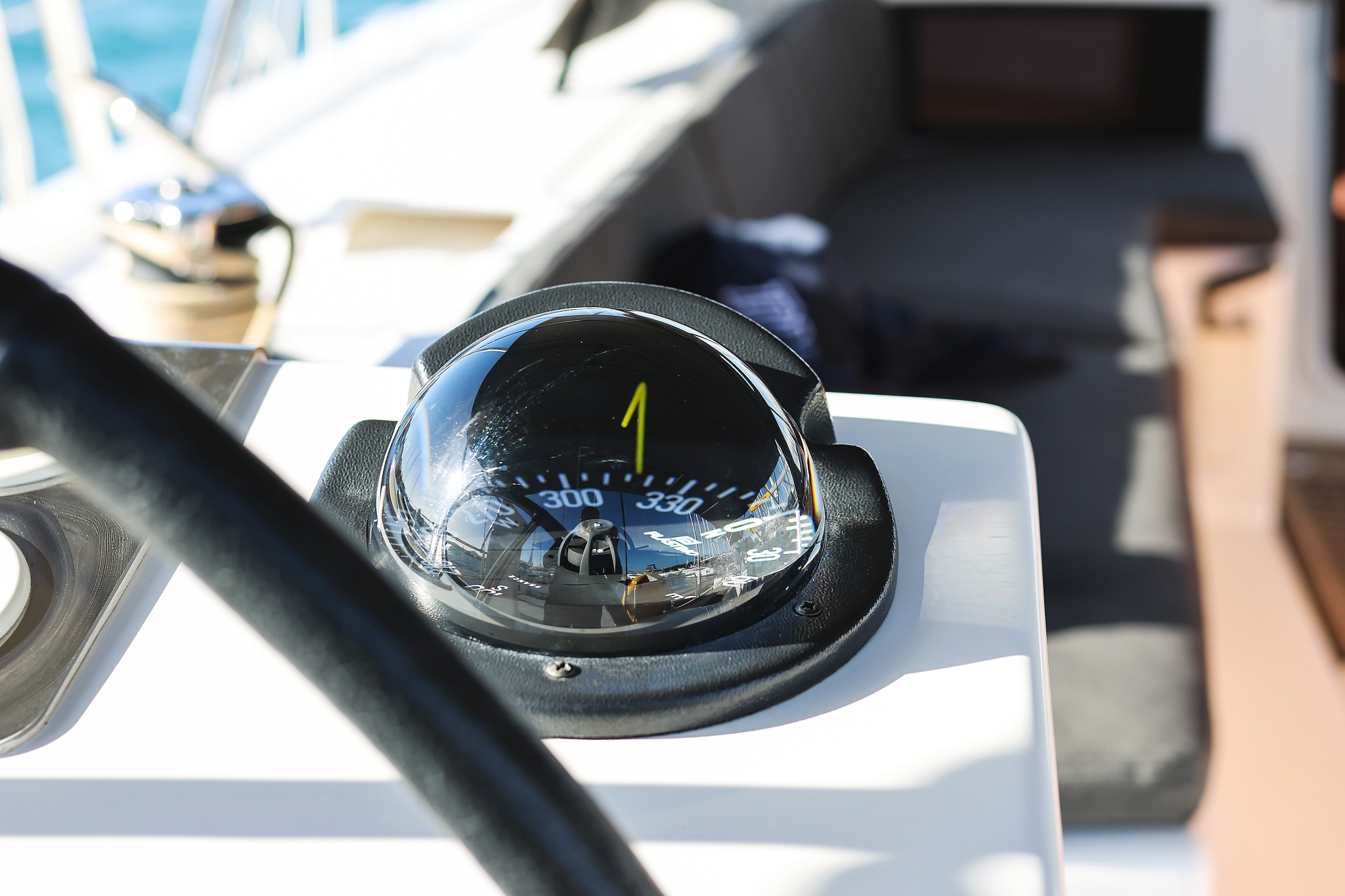 Dufour 530 - 6 cab. — photo 47