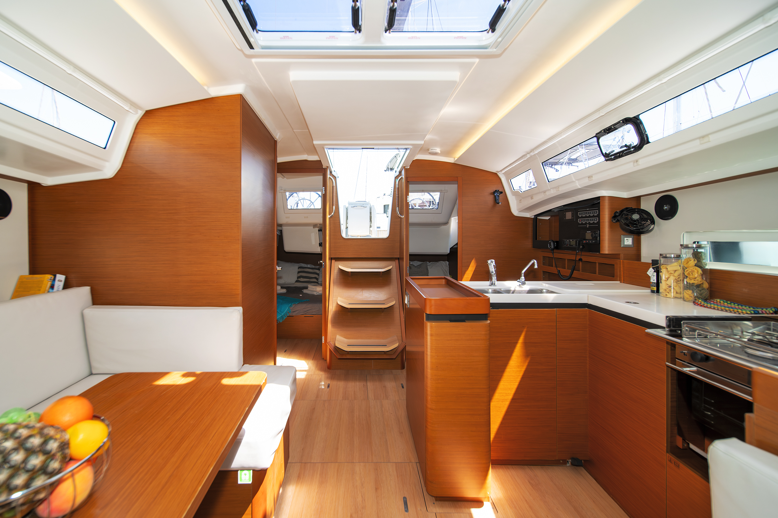 Sun Odyssey 410 - 3 cab. — photo 4
