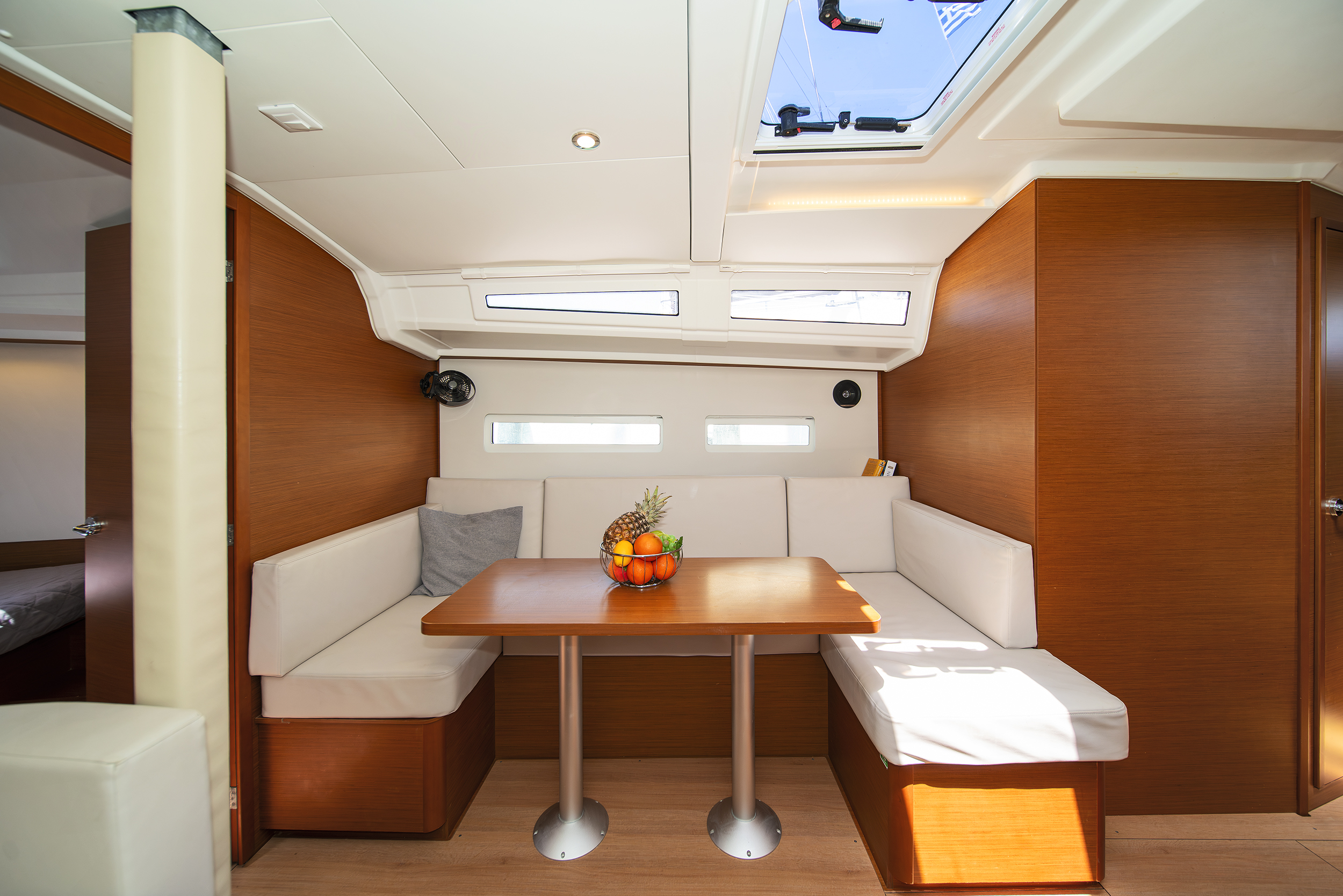 Sun Odyssey 410 - 3 cab. — photo 6
