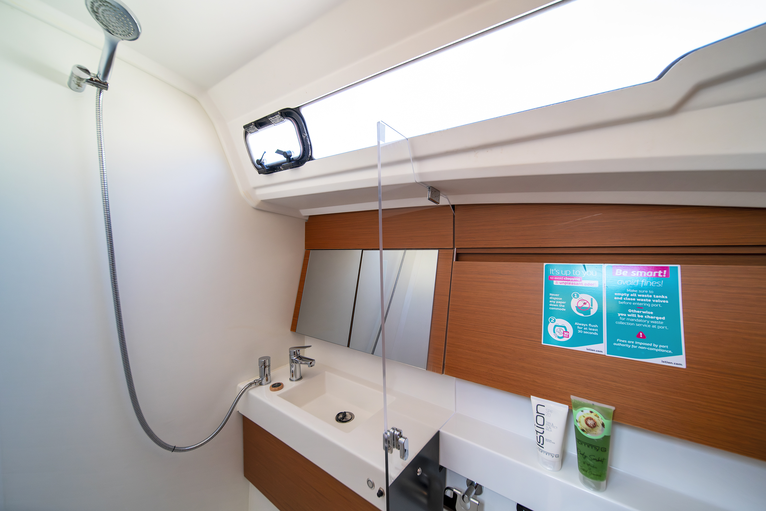 Sun Odyssey 410 - 3 cab. — photo 8